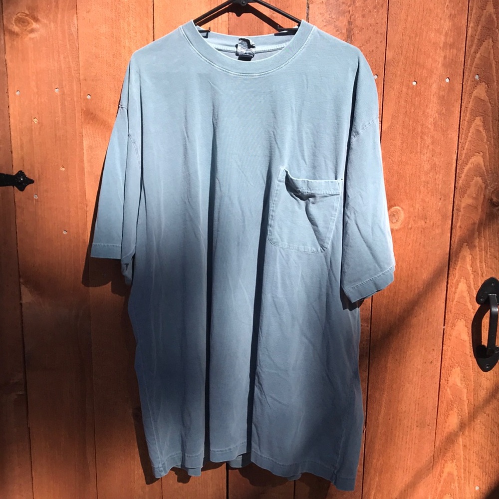 Cabela’s Distressed Pocket T-Shirt (B16)